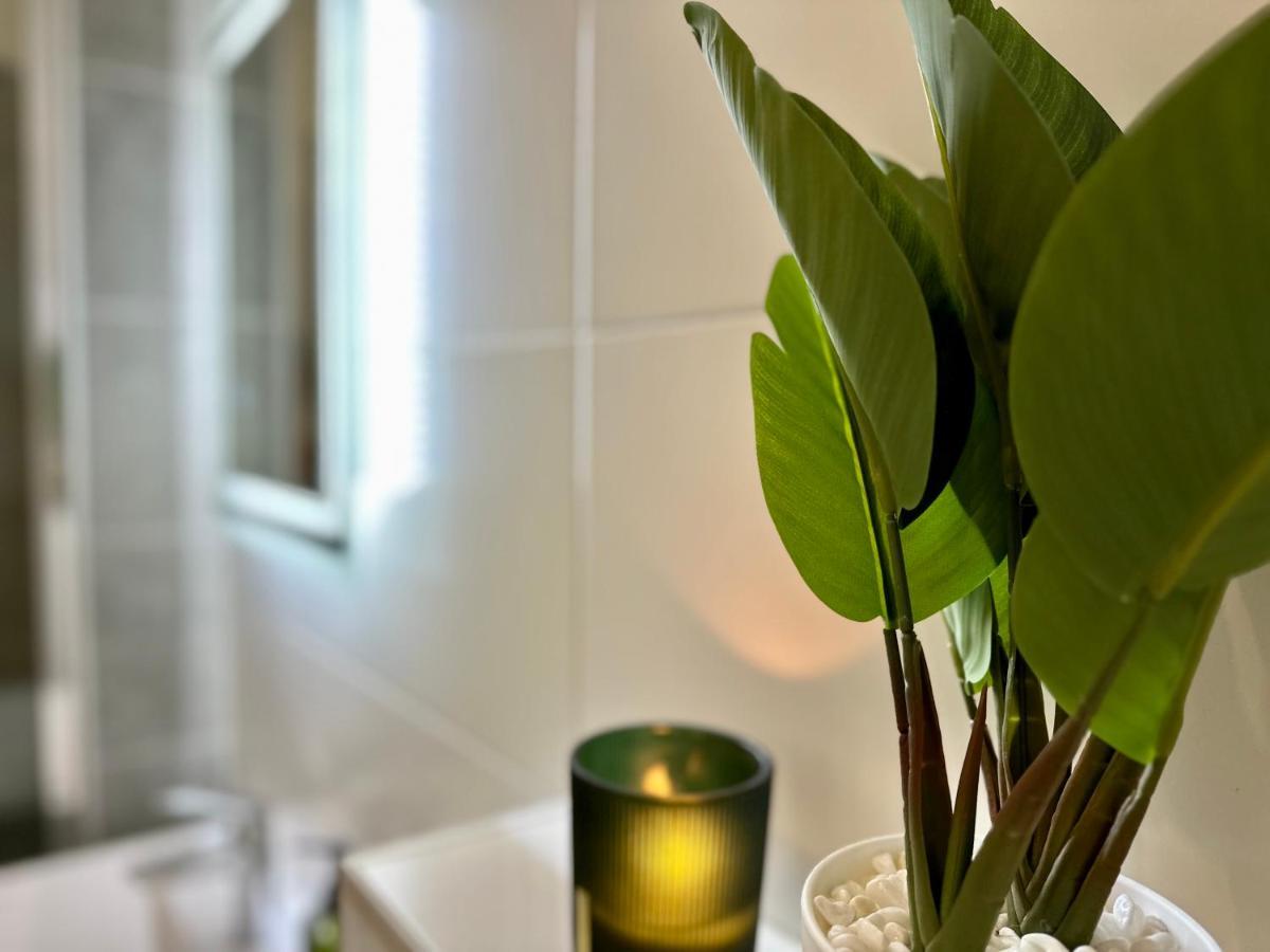 Mystay: Zentral I Design I Prime I Gaeste Wc Apartment